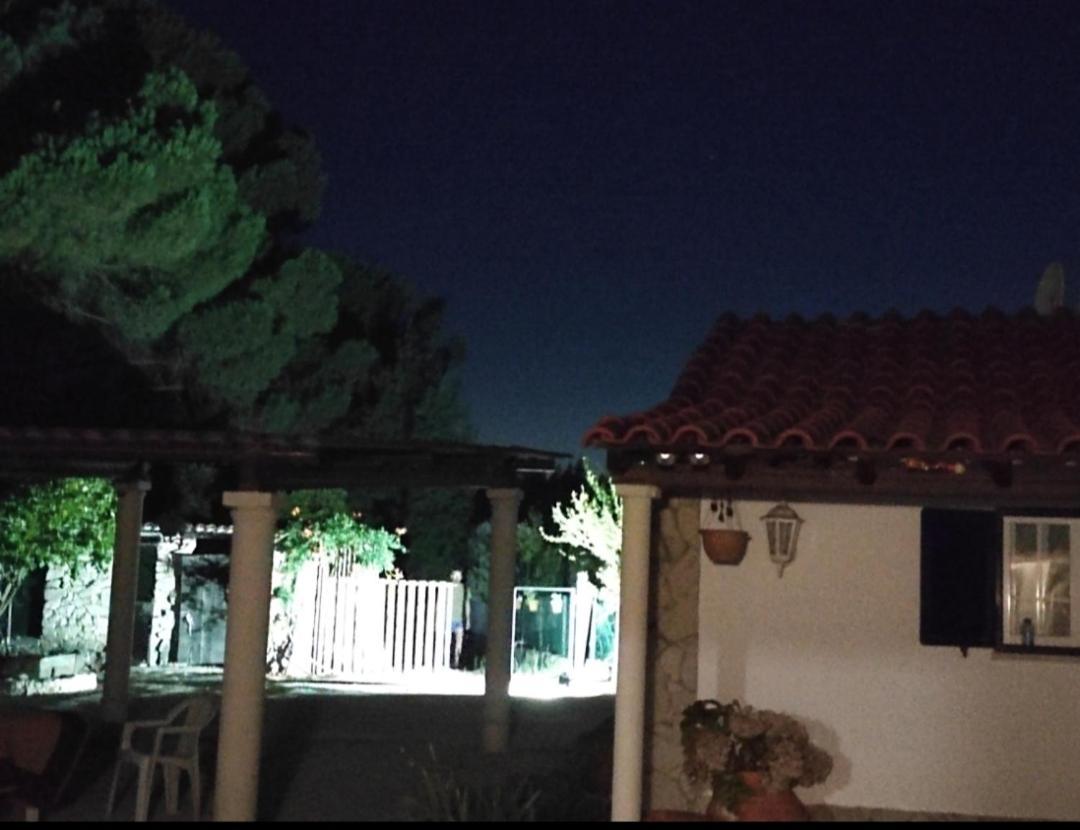 Fazenda Do Marante Hostel โตมาร์ ภายนอก รูปภาพ