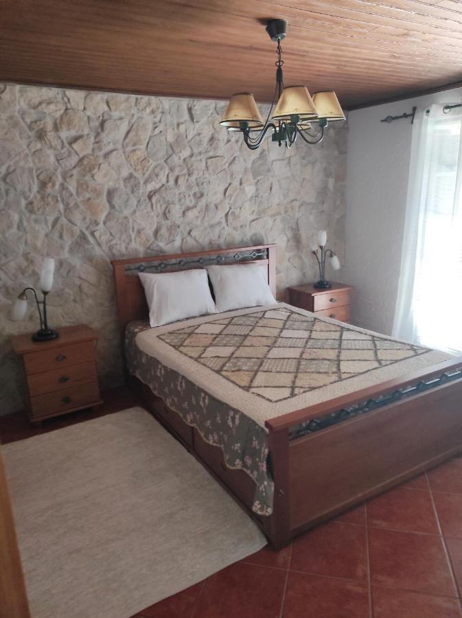 Fazenda Do Marante Hostel โตมาร์ ภายนอก รูปภาพ
